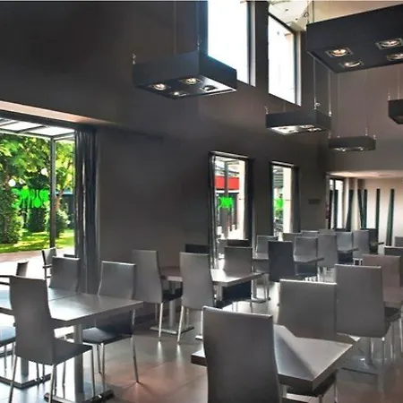 阿里玛拉酒店 酒店 4*